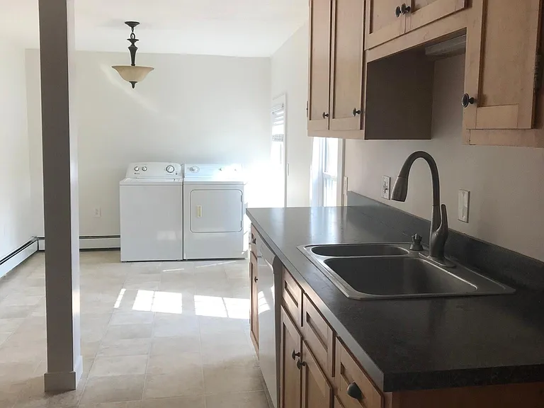 36 Elm St #2 — Photo 6