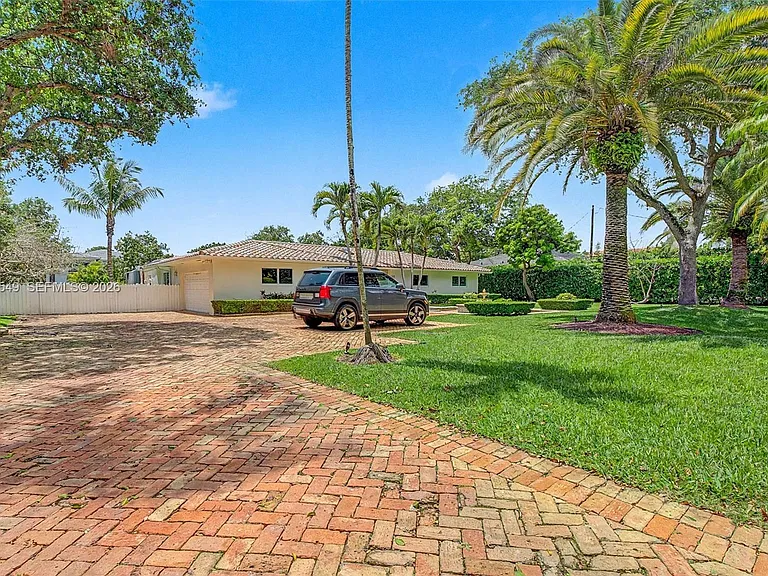7230 SW 104th St — Photo 33