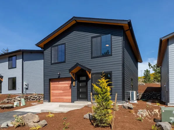 145 Breezee Way, Tillamook, OR 97141