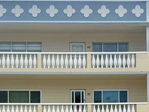 3rd image of 2222 AMERICUS BOULEVARD N #40