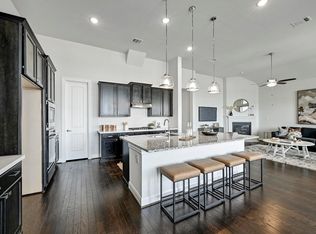 2033 Elk Creek Dr, Leander, TX 78641