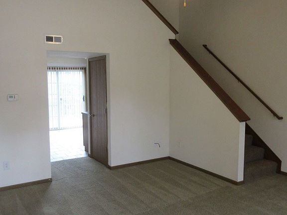 2nd image of 511 Glenstone Dr