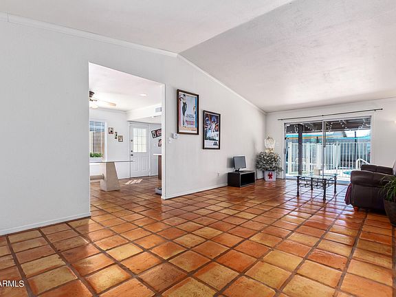 4th image of 6714 N 31ST Avenue