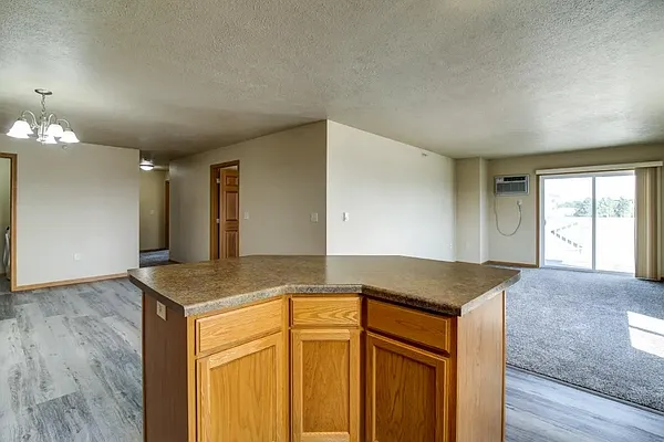Meadow Ridge Apartments — Photo 4