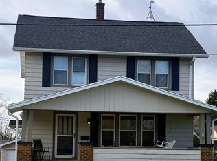 117 James St, Beaver Dam, WI 53916