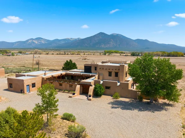 1534 Millicent Rogers, El Prado, NM 87579