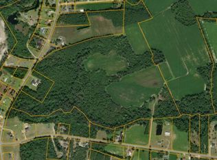 Daisy Rd, Loris, SC 29569