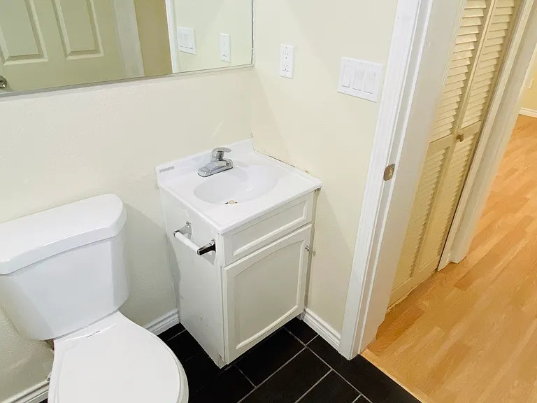 807 Jean St — Photo 29