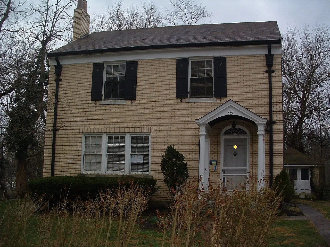 539 E Southern Ave photo 1
