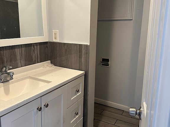 5th image of 81 Passaic St #1