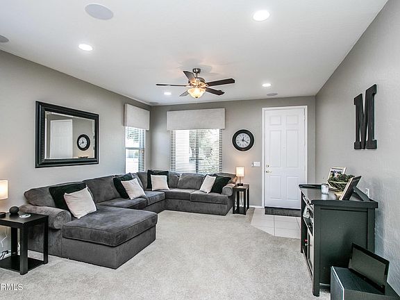 3rd image of 4272 E Torrey Pines Ln