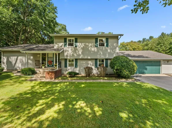 2501 Riverview Dr, Chesterton, IN 46304