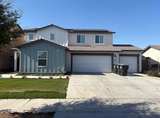 332 E Porter Avenue, Visalia, CA 93291