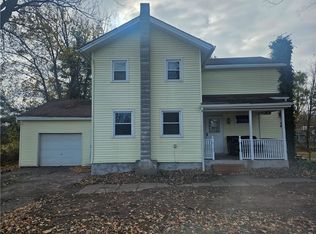 17038 4th Section Rd, Holley, NY 14470