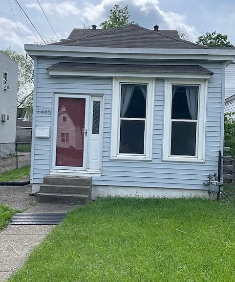 1445 S Shelby St — Photo 2