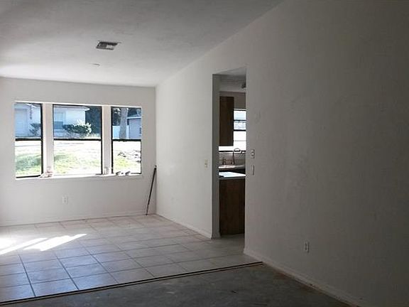 3rd image of 1455 17th St