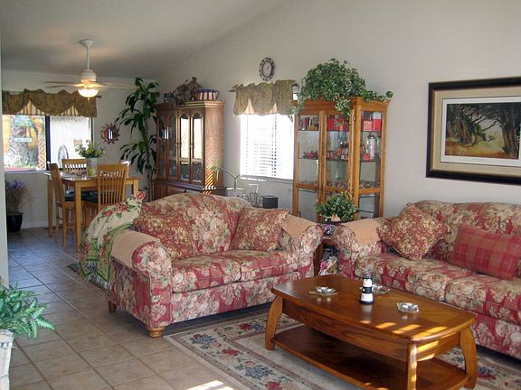 2nd image of 442 Pipestone Cir