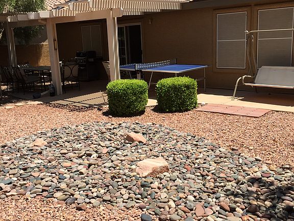 Patio, Poolsized lot