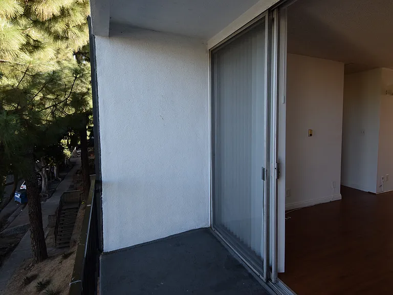 2643 Centinela Avenue — Photo 22