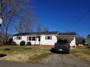 303 E Marion St, Pilot Mtn, NC 27041