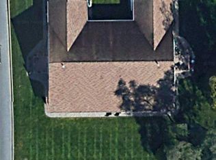 2002 Ade Ave, Valparaiso, IN 46383