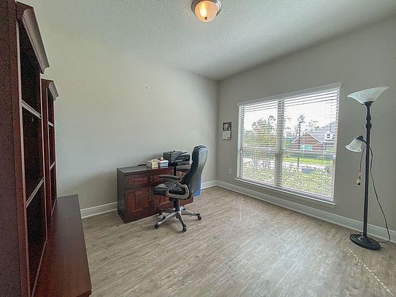 4th image of 3642 Whitetail Ln