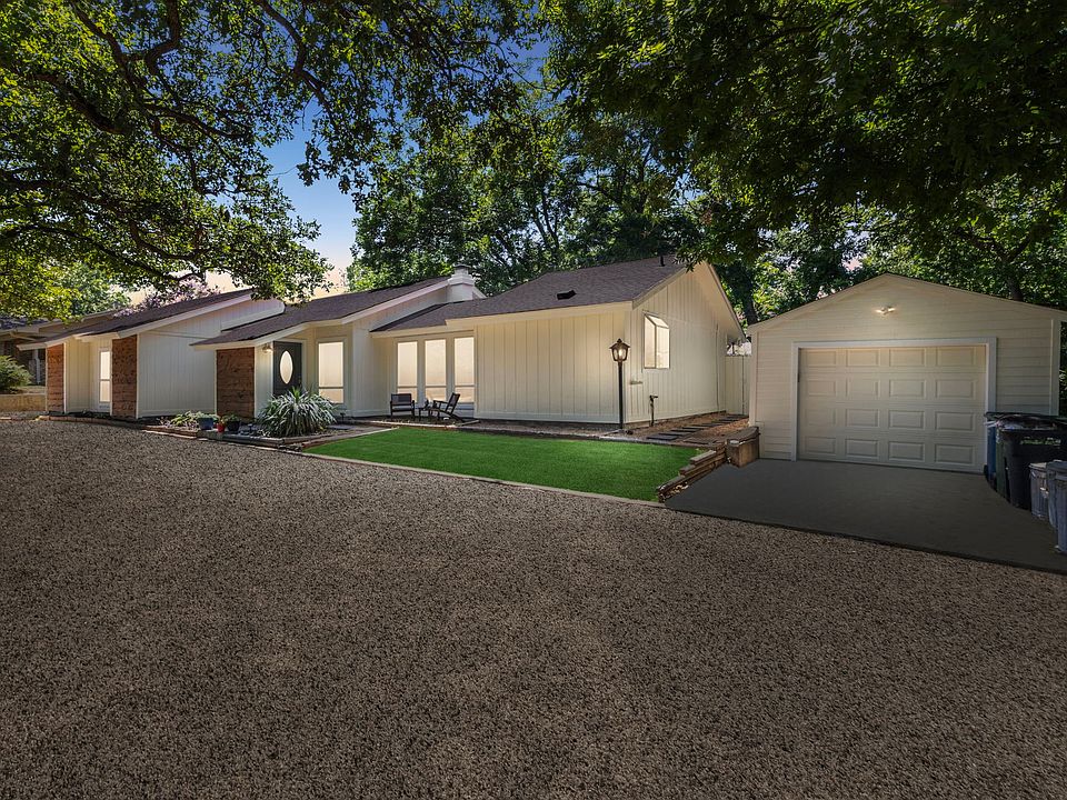 1st image of 319 Mockingbird Ln