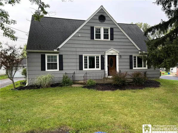 1115 Seneca Creek Rd, Buffalo, NY 14224