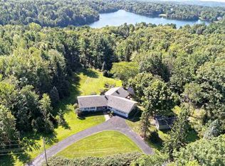 86 Mountain View Dr, Averill Park, NY 12018
