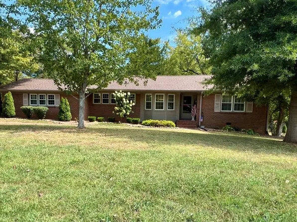 3504 Lafayette Rd, Hopkinsville, KY 42240