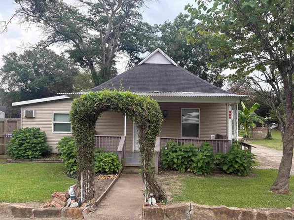 106 Arch St, Bald Knob, AR 72010