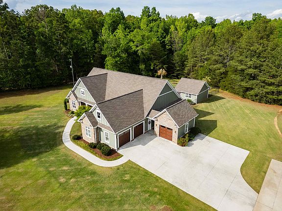 3rd image of 271 Grayson Valley Dr