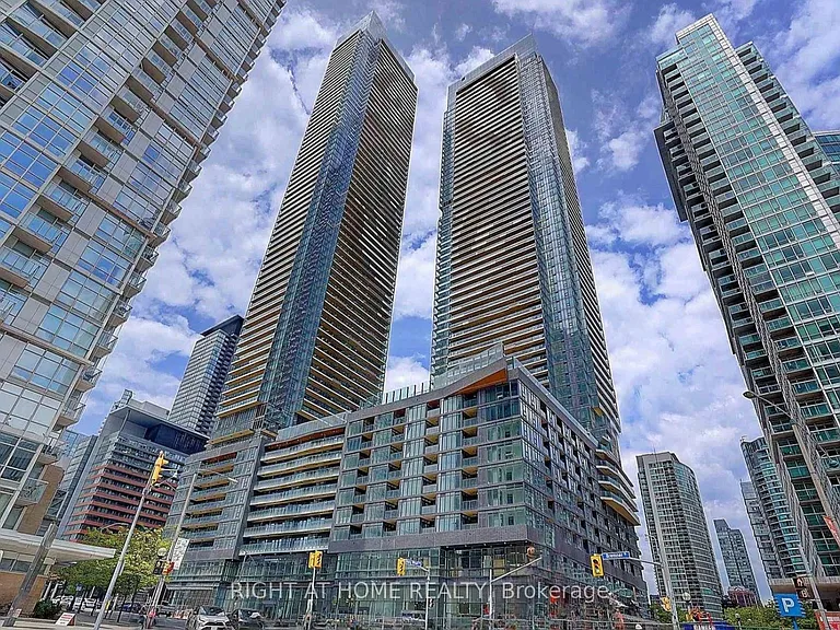 3 Concord Cityplace Way #828 — Photo 1