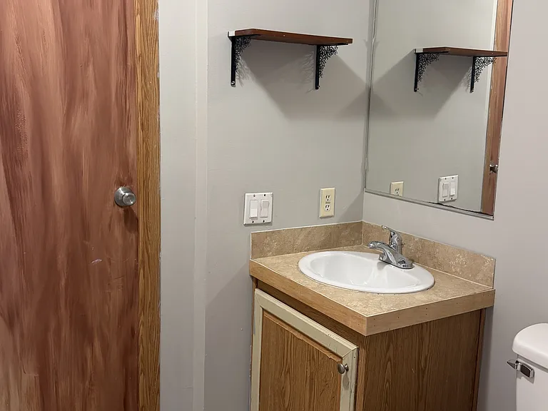 212 Pulliam Dr — Photo 8