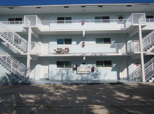 208 N Halifax Ave APT 11, Daytona Beach, FL 32118