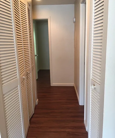 Steeple Club Apartments — Photo 27
