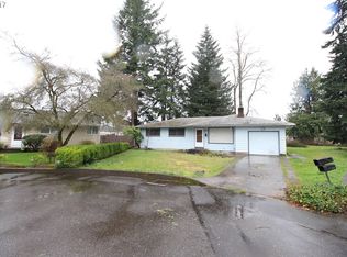 775 Riverdale Dr, Gladstone, OR 97027