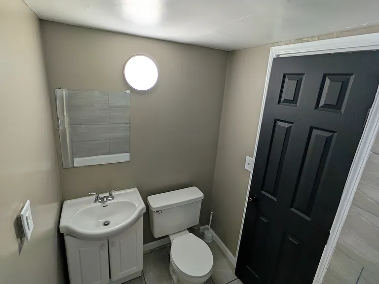 1731 Garfield St — Photo 5
