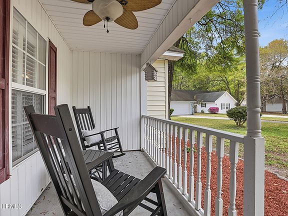 4th image of 9 Wellena Court