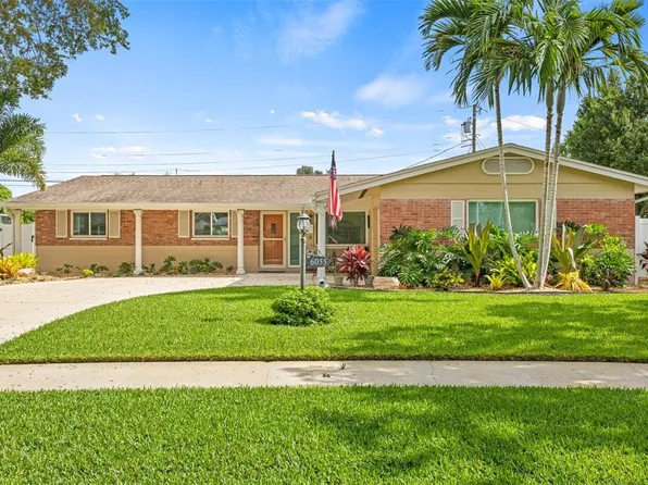 6055 29th Ave N, Saint Petersburg, FL 33710