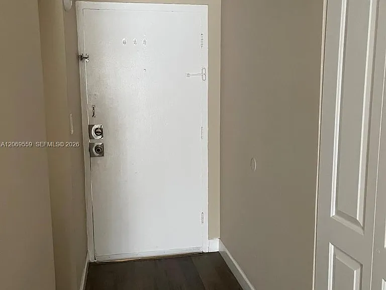 4550 NW 9th St #701E — Photo 12
