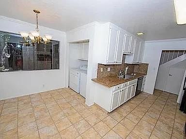 1st image of 1432 San Antonio St
