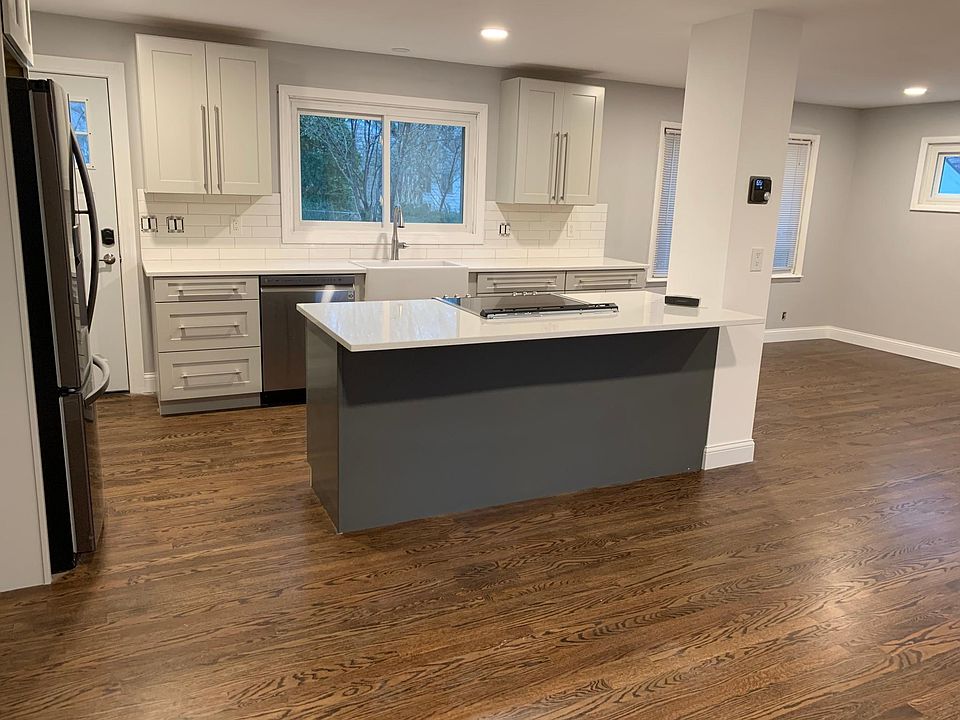 706 Elling Dr, Manhattan, KS 66502 Zillow