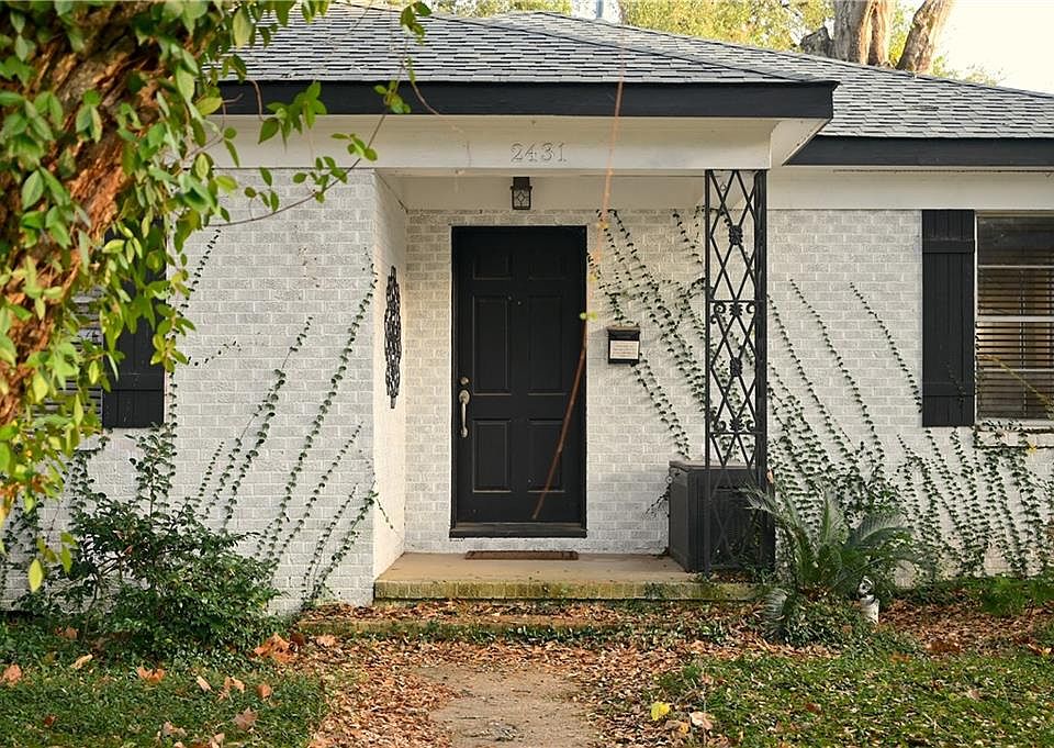 1st image of 2431 Jackson St