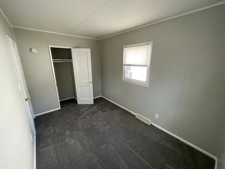 2160 Ulen Ln — Photo 9