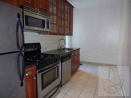 Rented by Dorsa Group | media 3