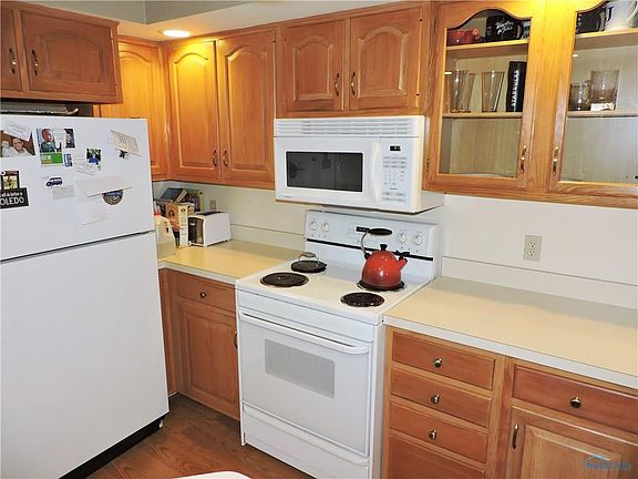 5th image of 3407 Oak Alley Ct APT 404