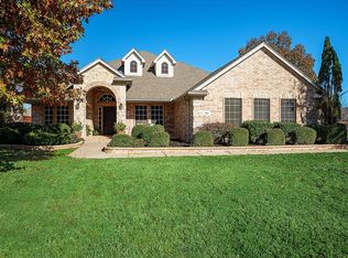 106 Shadow Ln, Shady Shores, TX 76208