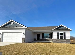 165 Finney Dr, Martinsburg, WV 25405
