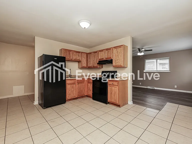 4634 Woodland Hills Blvd — Photo 7